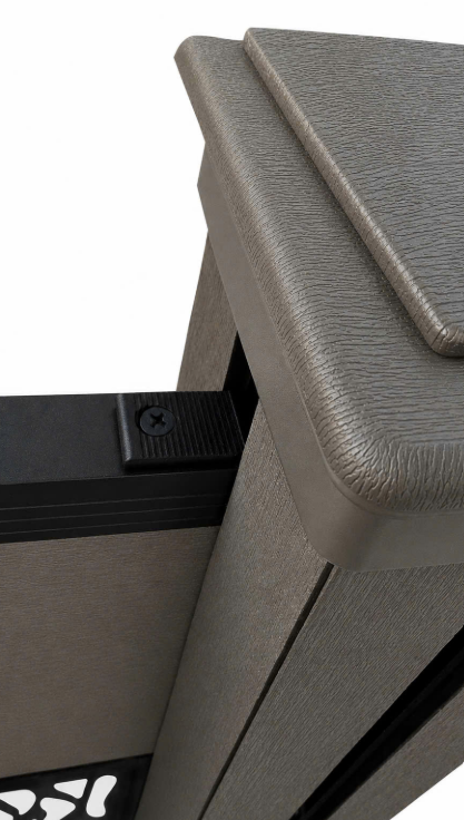 WPC‑Sichtschutzzaun Valla – 5 Elemente 6 Pfosten mit Dekorleisten, ca. 9,1×1,9 m