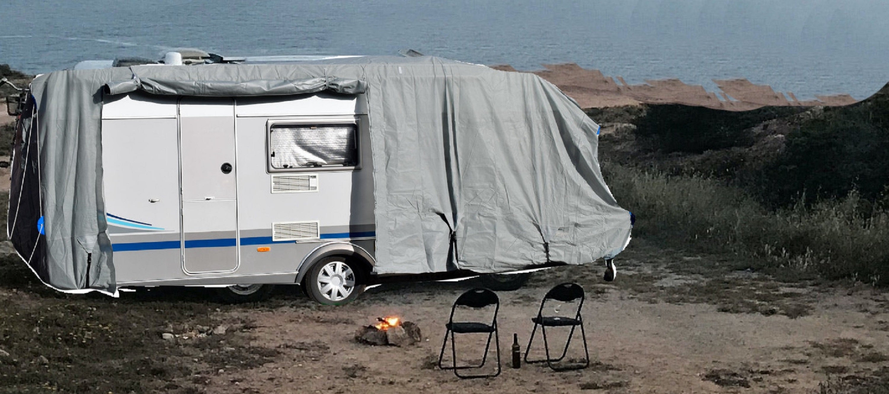 GreenYard® Wohnwagen Abdeckplane mit Reflektoren Größe S | 460 x 250 x 220 cm